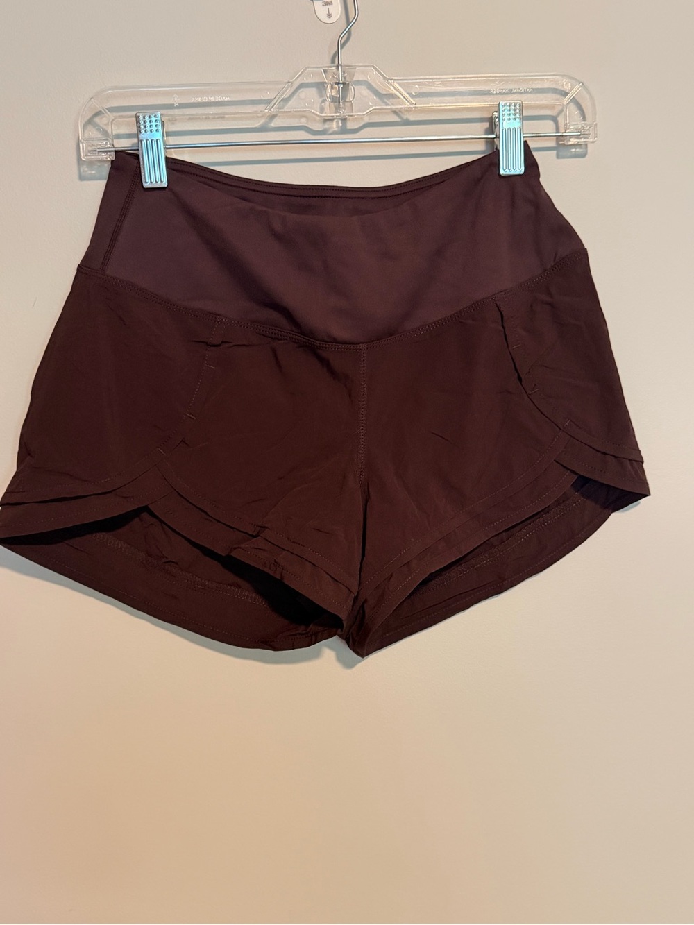 Soothfeel  Brown Womens Running Shorts w/ Zipper Pockets 3” High Waisted XS
